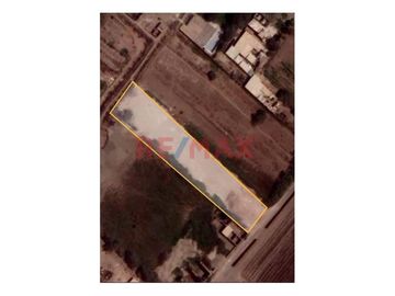 Venta De Terreno 2100 M2 En Campiña De Moche