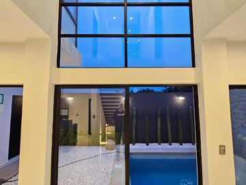 Venta de Casa de 3 Recámaras y Alberca en Coto Privado al Norte de Colima