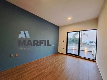 Venta de Casa de 3 Recámaras y Alberca en Coto Privado al Norte de Colima