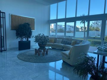 Renta Departamento  Juriquilla Santa Fe, Querétaro