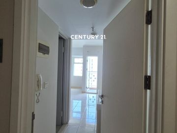 Dijual Apartemen Springlake Summarecon Bekasi