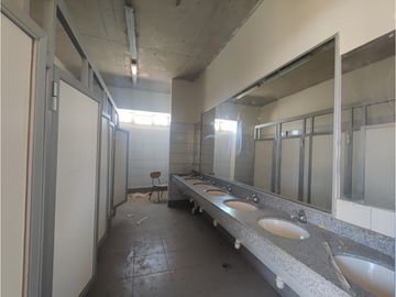 Terreno con edificio, Rinconada, Maipú