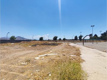 Terreno con edificio, Rinconada, Maipú