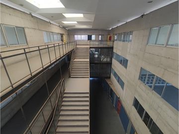 Terreno con edificio, Rinconada, Maipú