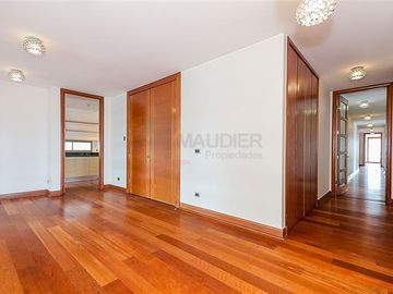 Departamento en Venta en El Golf