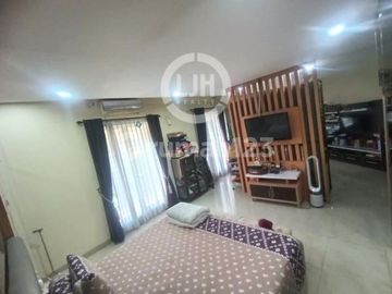 Rumah Hook Siap Huni di Kemang Pratama 3, Bekasi, Jawa Barat.