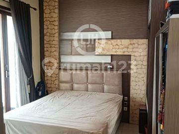 Rumah Hook Siap Huni di Kemang Pratama 3, Bekasi, Jawa Barat.