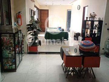 Rumah Hook Siap Huni di Kemang Pratama 3, Bekasi, Jawa Barat.