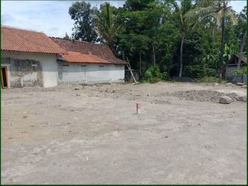 Rumah Berlegalitas Resmi Dekat Mina Swalayan