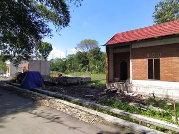Akses Mudah Rumah Klasik Ready KPR di Prambanan Klaten