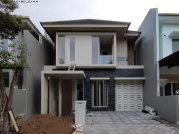 nacra.Rumah Eastwood, Citraland NEW MINIMALIS carport 2, garasi 1, row 3 mobil