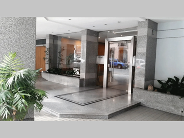 Departamento en Venta en Flores, 4 ambientes 2 baños 77 m2 + balcón, al contrafrente - Yerbal 1900