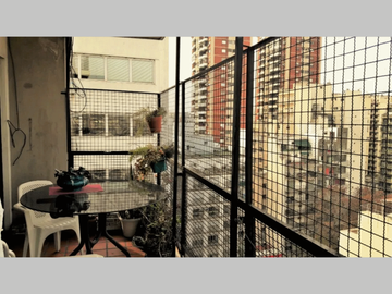 Departamento en Venta en Flores, 4 ambientes 2 baños 77 m2 + balcón, al contrafrente - Yerbal 1900