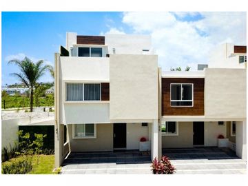 Casas En Venta En Tesalia Residencial Lomas De Angelopolis
