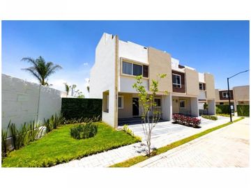 Casas En Venta En Tesalia Residencial Lomas De Angelopolis
