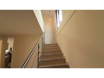 Vendo amplia Casa de 4 recámaras en River Valley!!