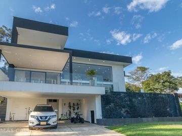 Casa en venta en Jamundi. Cod V5638