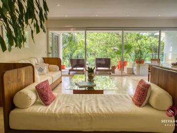 Departamento con plunge pool, terraza vista verde, venta Ikal Living Playacar