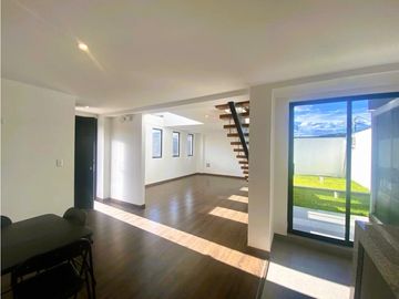 CASAS MODERNAS EN VENTA EN SANGOLQUI SECTOR SAN NICOLAS (CB)