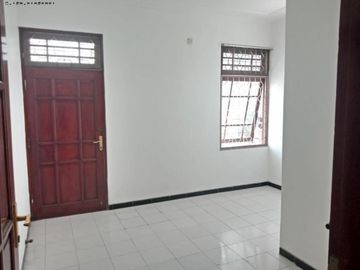 Rumah Babatan Pantai Utara, Butuh Laku Segera
