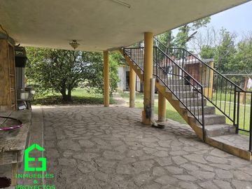 Casa de Campo con Alberca  Zona Montemorelos