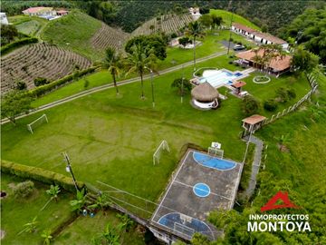 Casa-finca en Morelia, Pereira