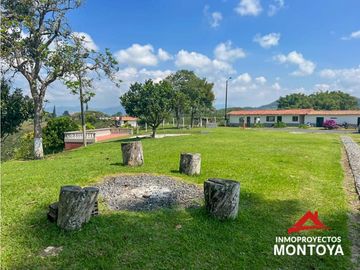 Casa-finca en Morelia, Pereira