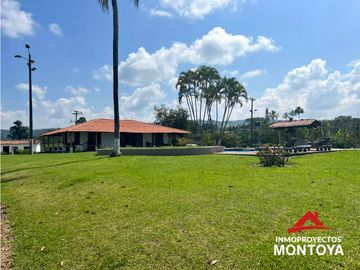 Casa-finca en Morelia, Pereira