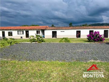 Casa-finca en Morelia, Pereira