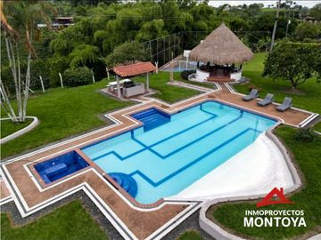 Casa-finca en Morelia, Pereira