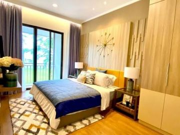 Dakota suvarna sutera Rumah 2 lantai di pusat CBD