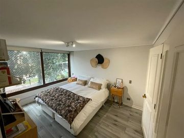 Departamento en venta de 4 dorm. en Vitacura