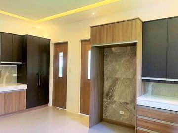 Modern Contemporary Design House for Sale, BF Homes