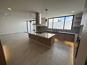 Casa en Venta en Cascatta Lomas de Angelópolis