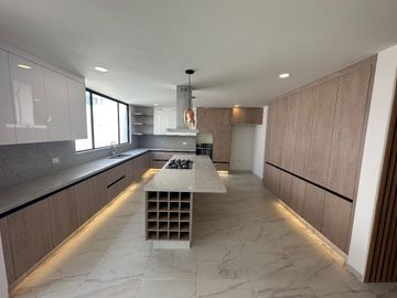 Casa en Venta en Cascatta Lomas de Angelópolis