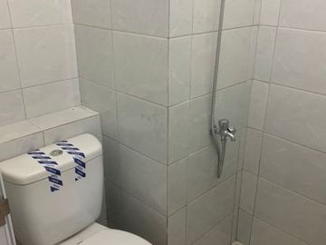 Apartemen Sentra Timur,kosong,lantai tinggi,harga 700 juta