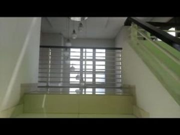 rumah 2 lantai murah harga bawah NJOP Venus margahayu Bandung