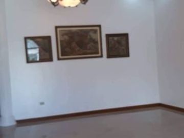 4 Bedroom House for Rent in Balibago Angeles City Near Malls