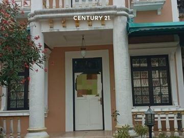 Dijual Villa 2 Lantai Di Kota Bunga Bogor Jawa Barat