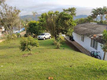 finca en venta en seleccionar barrio. Cod V4756