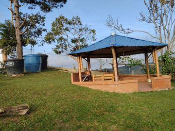 finca en venta en seleccionar barrio. Cod V4756