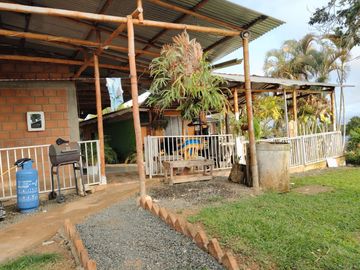 finca en venta en seleccionar barrio. Cod V4756