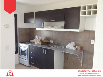Departamento (Calle 19 e/ Av. Kelly y 16)