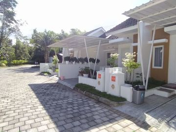 Siap KPR! Rumah Modern Murah 300 Jt-an Plus Kanopi di Prambanan