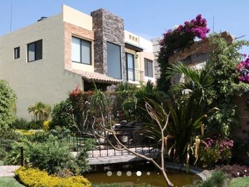 CASA NUEVA CON ALBERCA EN CONDOMINIO EN VENTA UBICADA EN JIUTEPEC