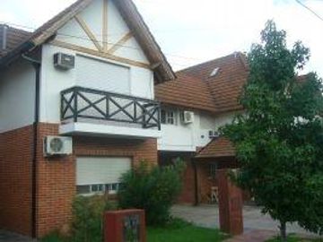 Duplex en Almirante Brown