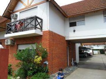 Duplex en Almirante Brown