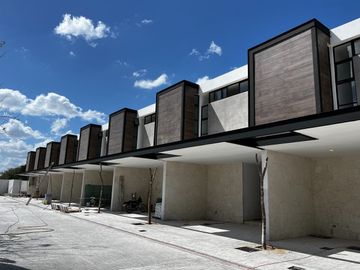 Townhouse en Venta en Mérida, Privada Copó 308 D, Santa Gertrudis Copó