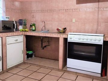 INMUEBLE CON LOCAL COMERCIAL SOBRE AV. 16 de DE SEPTIEMBRE PARA EMPRESA, OFICINA