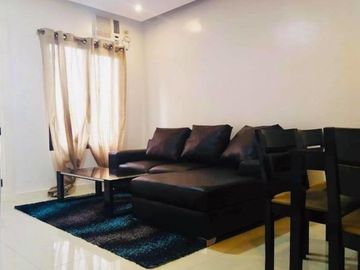 Furnished Condo Unit with 1 Bedroom for SALE in Malabanias Angeles City